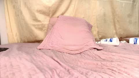 Snapshot of hazel_kataleya chatting on January 8, 10:16 pm kataleya online show from January 8, 10:16 pm