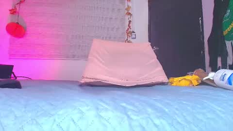 Snapshot of hazel_kataleya chatting on October 18, 7:14 pm kataleya online show from October 18, 7:14 pm