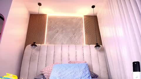 Snapshot of hazel_kataleya chatting on May 26, 7:32 pm kataleya online show from May 26, 7:32 pm