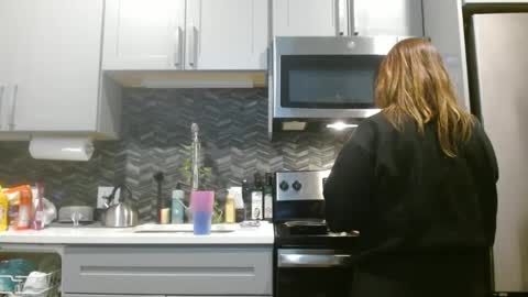 Hazel online show from February 26, 12:49 am