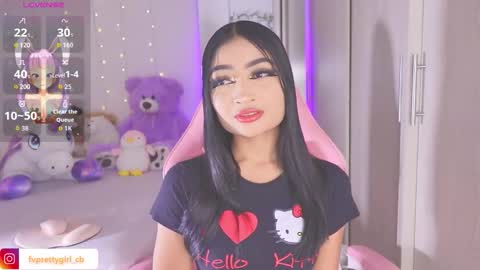 Snapshot of hazelbabee_ chatting on November 27, 7:54 am Lynn online show from November 27, 7:54 am