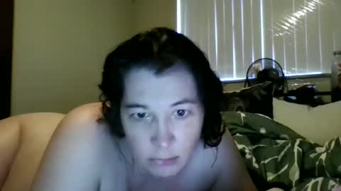 Snapshot of hazelbasil32728 chatting on June 18, 11:58 am hazelbasil32728 online show from June 18, 11:58 am
