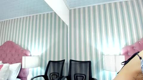 HazelMoret online show from February 26, 11:52 am