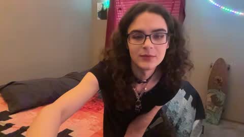 Snapshot of hazelpeppermint chatting on July 21, 9:06 pm Hazel online show from July 21, 9:06 pm