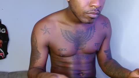 Snapshot of hazlan_420 chatting on December 14, 1:05 pm hazlan_420 online show from December 14, 1:05 pm