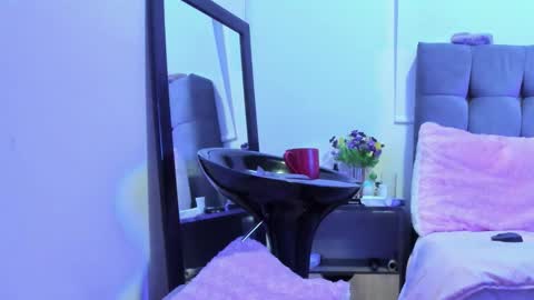 HAZZ SMITH online show from November 25, 8:47 am