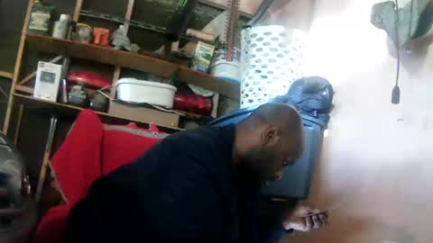 Snapshot of hbdj2164 chatting on January 7, 3:58 pm hbdj2164 online show from January 7, 3:58 pm
