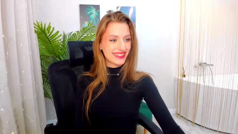 heartedlove_1 online show from March 3, 12:05 pm