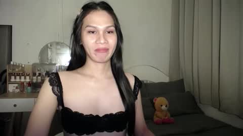 Snapshot of heather_bbyy chatting on October 10, 7:24 pm heather_bbyy online show from October 10, 7:24 pm