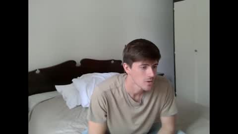 Snapshot of heatsignal chatting on March 8, 8:23 pm HeatSignal online show from March 8, 8:23 pm