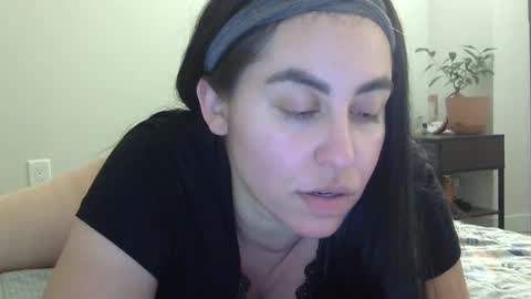 heatwavee online show from October 12, 8:52 pm