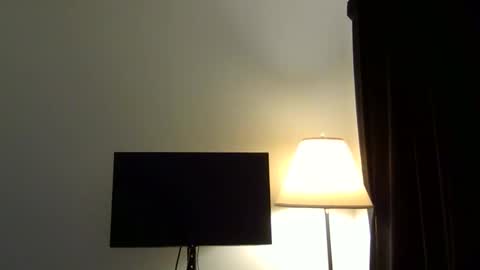 Snapshot of heatwavee chatting on April 20, 4:32 pm heatwavee online show from April 20, 4:32 pm