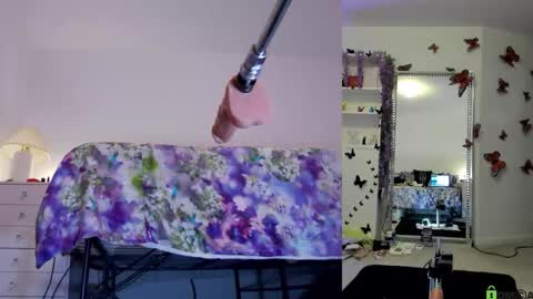 Helen online show from December 20, 1:45 am