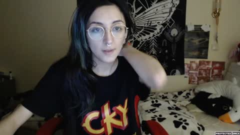 Snapshot of heavenlycreature chatting on January 3, 4:22 am Diana online show from January 3, 4:22 am