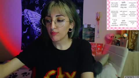 Snapshot of heavenlycreature chatting on March 29, 11:38 pm Diana online show from March 29, 11:38 pm