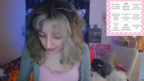 Snapshot of heavenlycreature chatting on April 29, 2:04 am Diana online show from April 29, 2:04 am