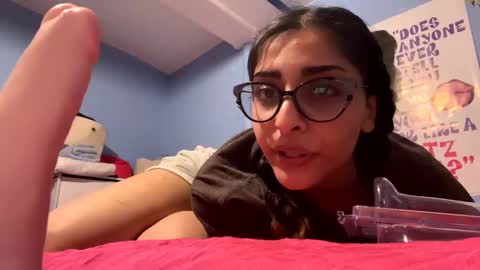 Snapshot of heavensbunny chatting on December 25, 10:16 pm heaven the muslim slut online show from December 25, 10:16 pm