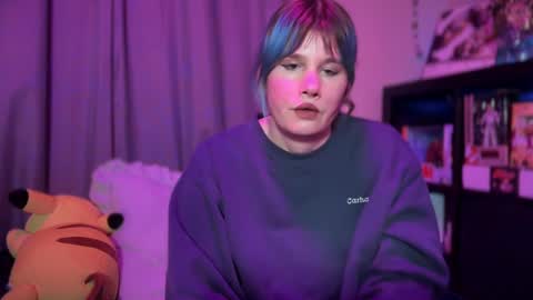 Saoirse online show from December 11, 6:14 am