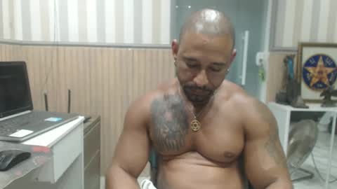 Snapshot of hebertgomes chatting on February 14, 1:13 am hebertgomes online show from February 14, 1:13 am