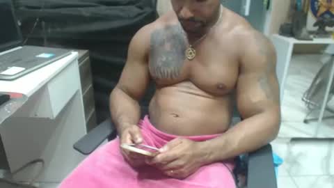 Snapshot of hebertgomes chatting on February 18, 10:25 pm hebertgomes online show from February 18, 10:25 pm