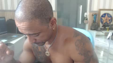 Snapshot of hebertgomes chatting on March 1, 7:15 pm hebertgomes online show from March 1, 7:15 pm