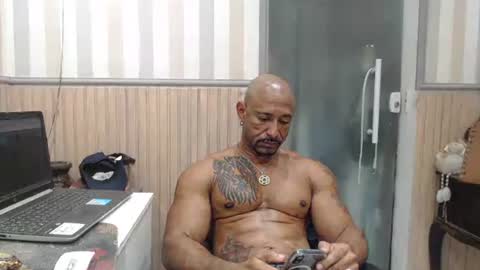hebertgomes online show from July 2, 4:24 pm