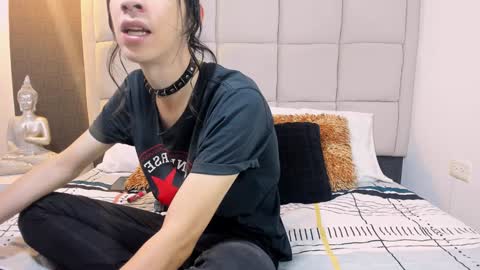 Snapshot of hecate1_ chatting on January 4, 7:13 pm Keira Hecate online show from January 4, 7:13 pm