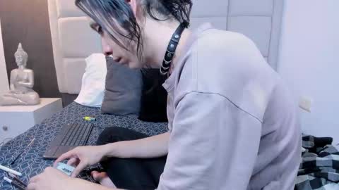 Snapshot of hecate1_ chatting on February 12, 7:45 pm Keira Hecate online show from February 12, 7:45 pm