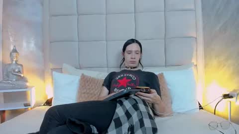 Snapshot of hecate1_ chatting on September 8, 7:57 pm Keira Hecate online show from September 8, 7:57 pm