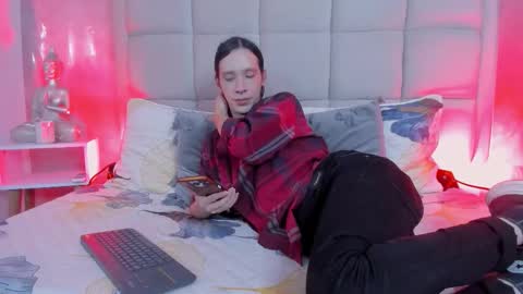 Keira Hecate online show from January 9, 8:32 pm