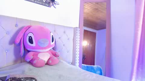 Snapshot of hecate_queen chatting on November 27, 12:07 pm Hecate Queen online show from November 27, 12:07 pm