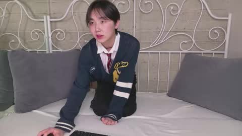 HEEJIN online show from October 5, 8:18 pm