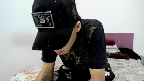 heellboy_ online show from February 27, 8:47 am