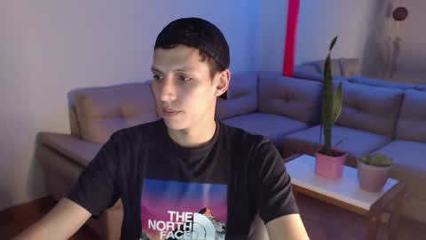 hefesto_69 online show from December 7, 1:03 am