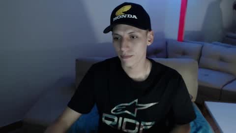 hefesto_69 online show from March 8, 11:18 pm