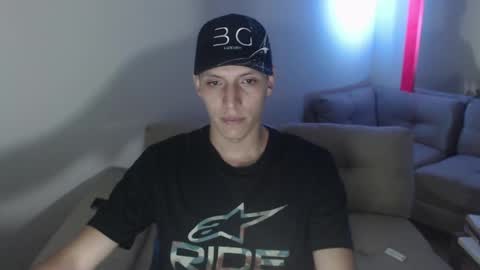 hefesto_69 online show from September 10, 1:16 am