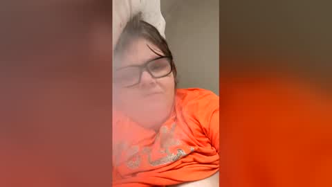 Snapshot of heidimackey2 chatting on June 5, 7:08 pm heidimackey2 online show from June 5, 7:08 pm