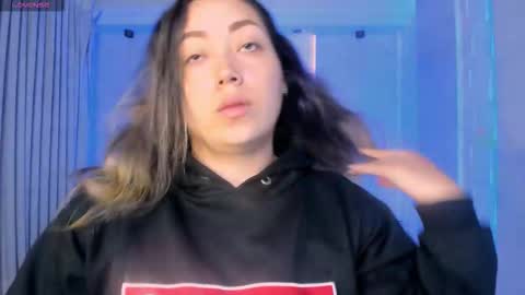 Heidy online show from February 4, 3:23 am