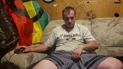 xxScubaStevexx online show from May 29, 3:48 am