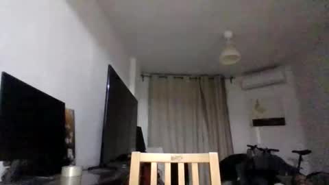 Snapshot of heistt chatting on November 22, 12:53 am Heist Stein online show from November 22, 12:53 am