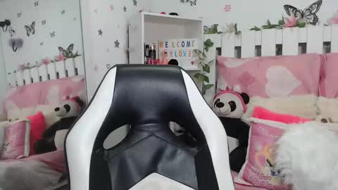 hella online show from December 23, 3:59 am