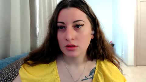 Snapshot of helen_adams_ chatting on May 7, 6:41 am helen_adams_ online show from May 7, 6:41 am