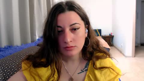 Snapshot of helen_adams_ chatting on May 15, 7:15 am helen_adams_ online show from May 15, 7:15 am