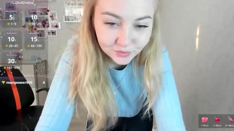 Snapshot of helen_angel_girl chatting on March 15, 2:56 pm Helen sven online show from March 15, 2:56 pm