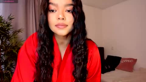 Snapshot of helen_miller chatting on February 2, 6:50 pm helen_miller online show from February 2, 6:50 pm