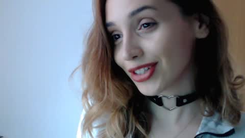 Snapshot of helen_quinn chatting on December 7, 8:11 am helen_quinn online show from December 7, 8:11 am
