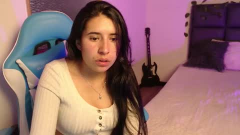 Helen online show from November 24, 8:30 pm