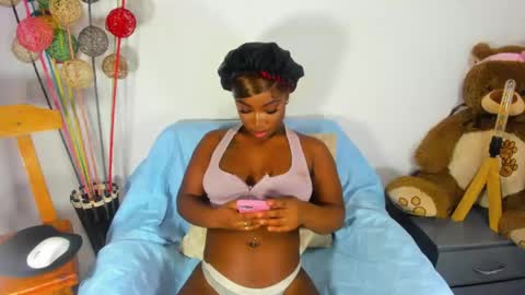 HELENA COPPER online show from April 28, 3:22 am