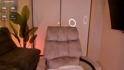 Snapshot of helena_lorente chatting on January 14, 11:27 pm Helen online show from January 14, 11:27 pm