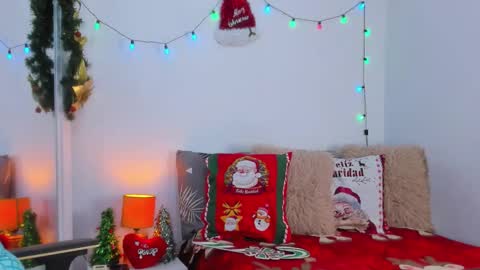 Snapshot of helena_santos01 chatting on December 19, 11:06 am Helena Santos online show from December 19, 11:06 am